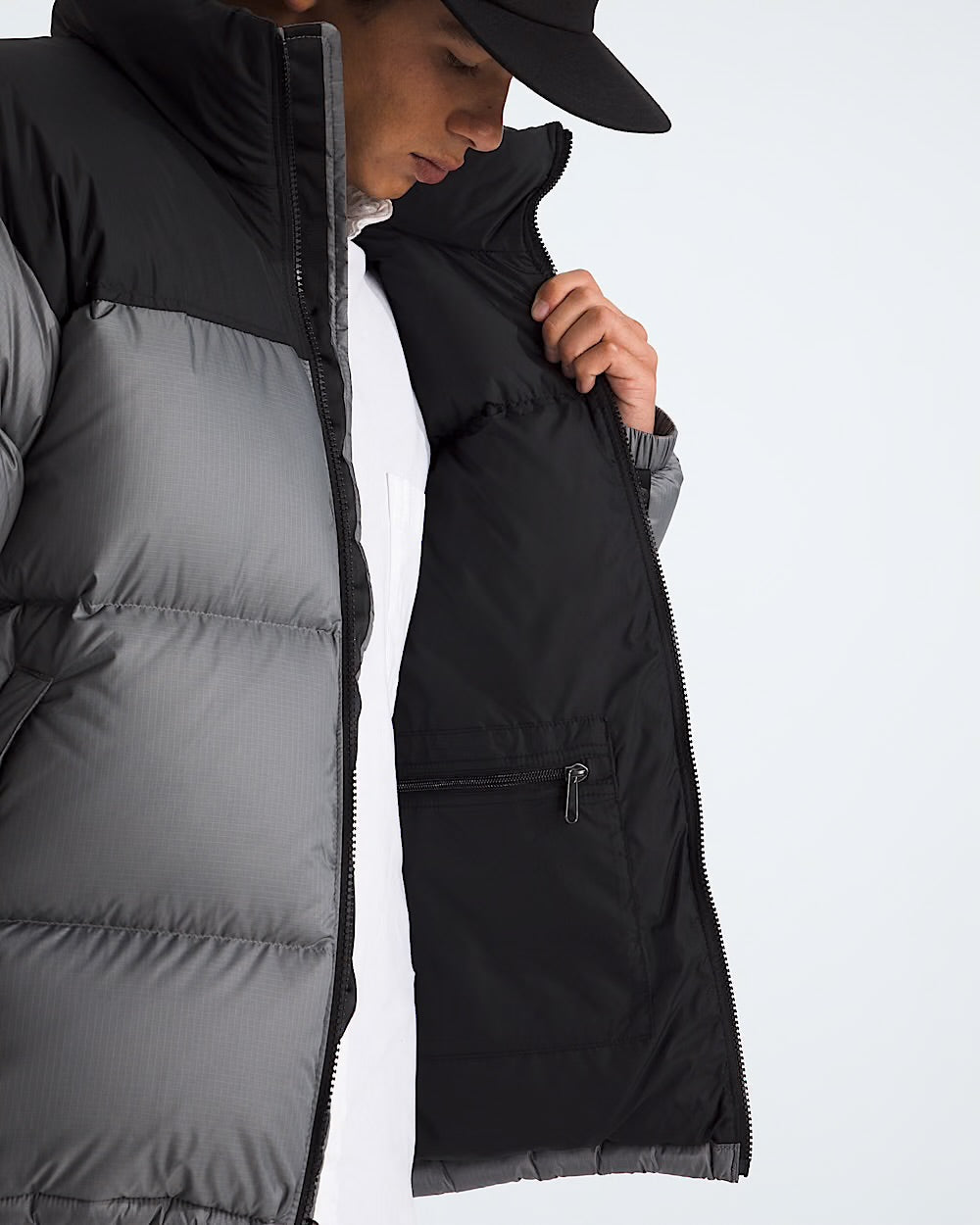 Men’s 1996 Retro Nuptse Jacket in Smoked Pearl